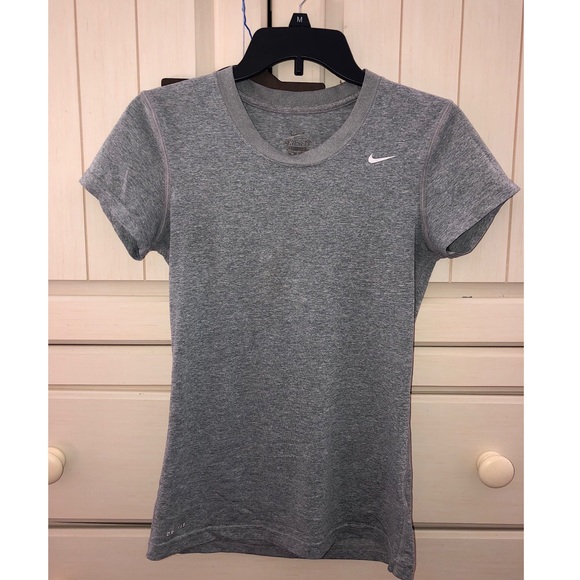 Nike Dri Fit Women’s T-shirt - Picture 1 of 2